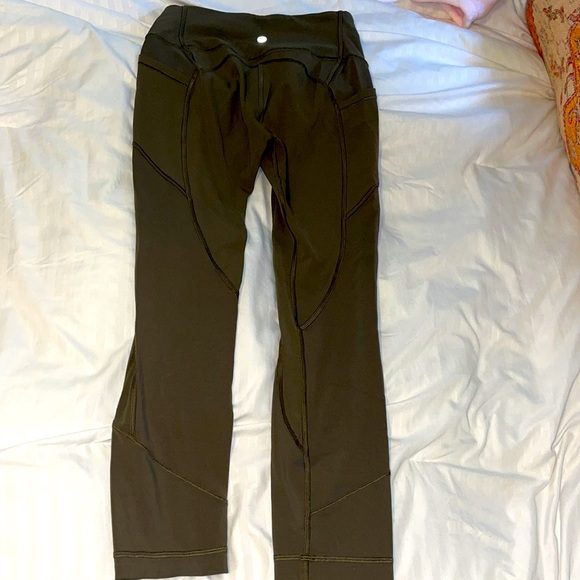 LULULEMON green leggings - Picture 8 of 8